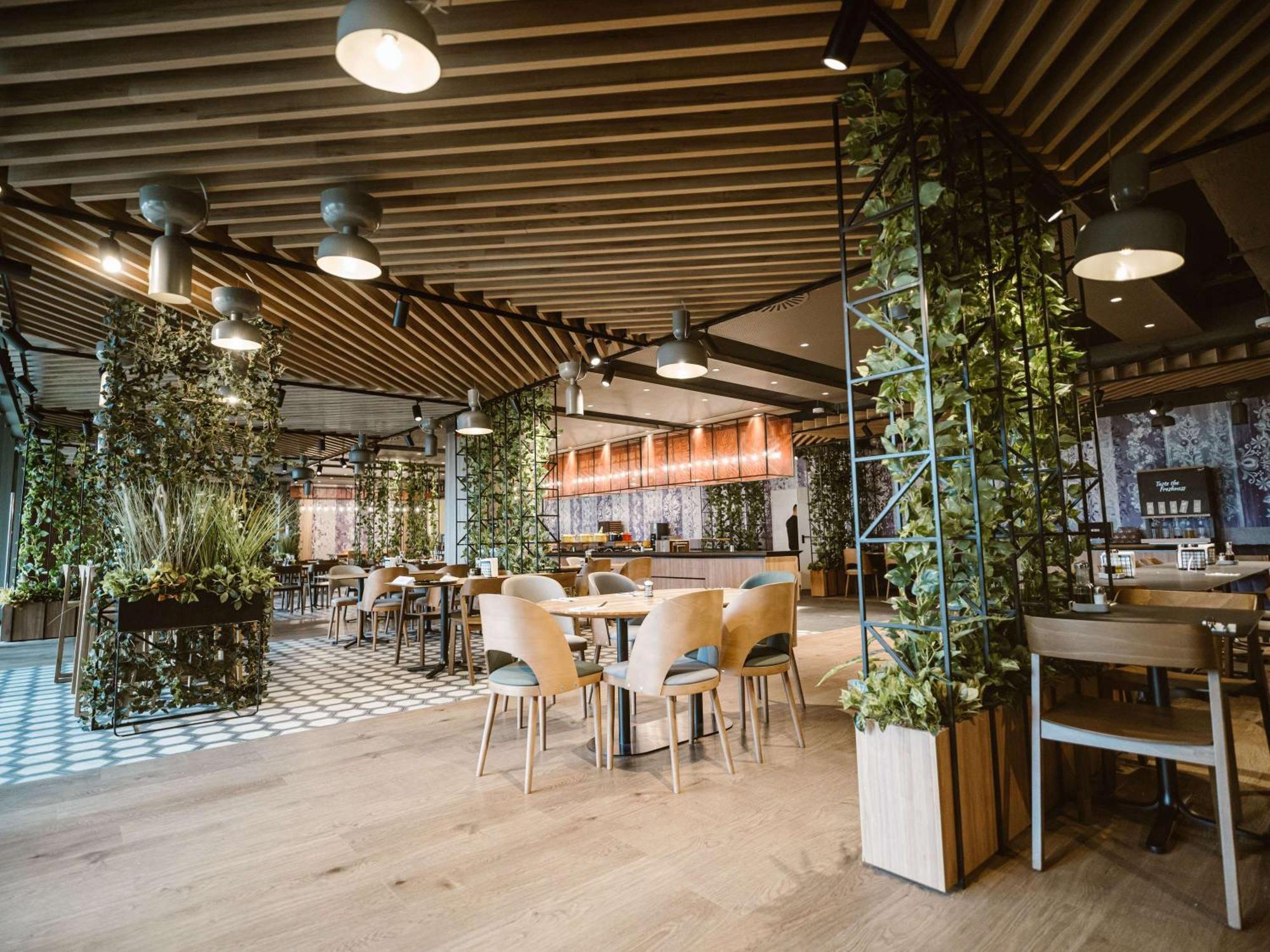 Отель Ibis Styles Sibiu Arsenal Экстерьер фото