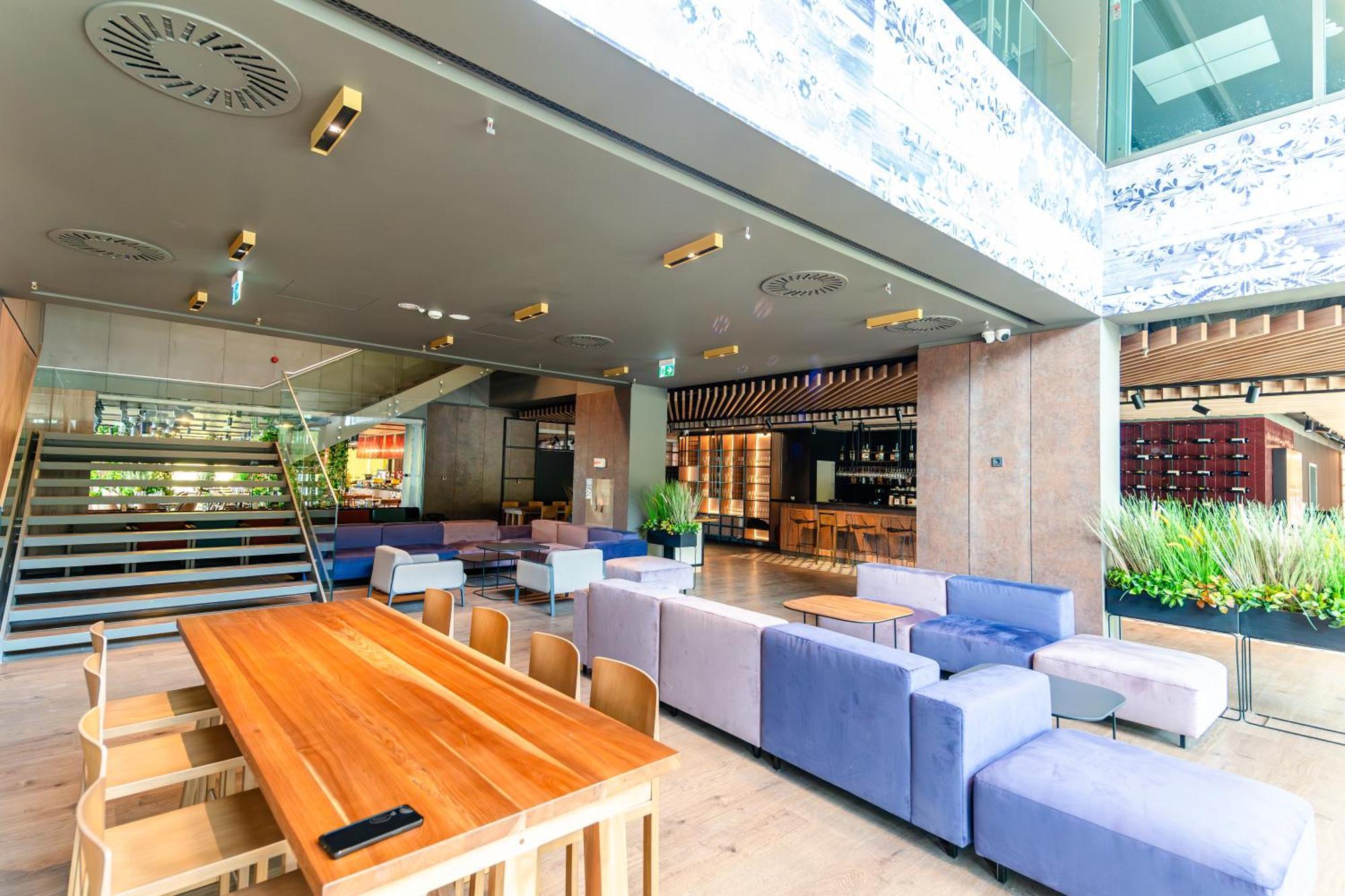 Отель Ibis Styles Sibiu Arsenal Экстерьер фото