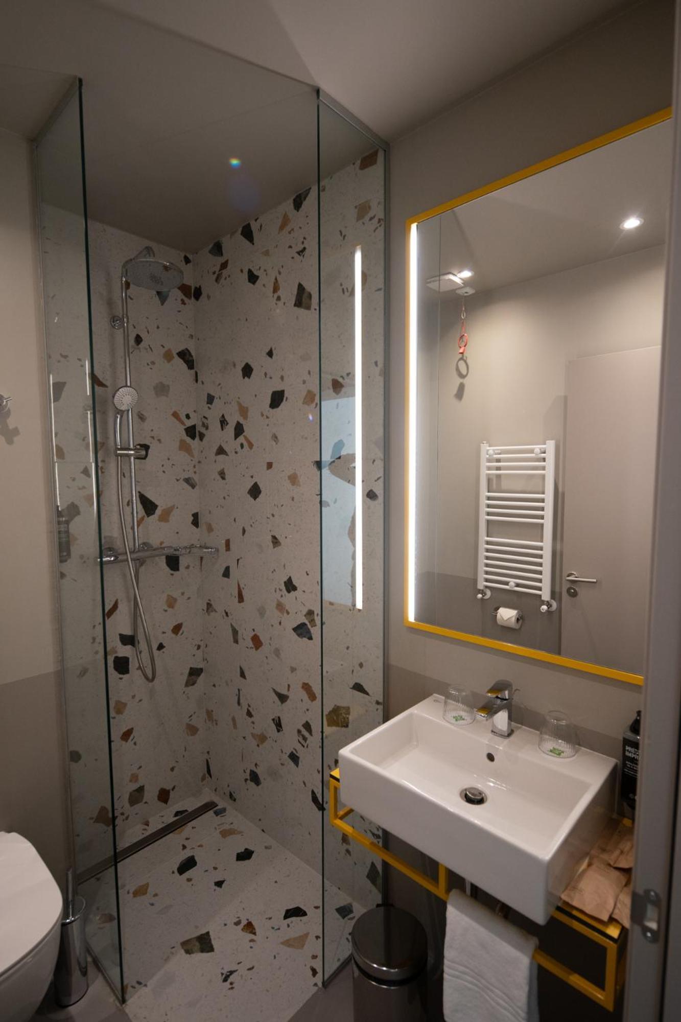 Отель Ibis Styles Sibiu Arsenal Экстерьер фото