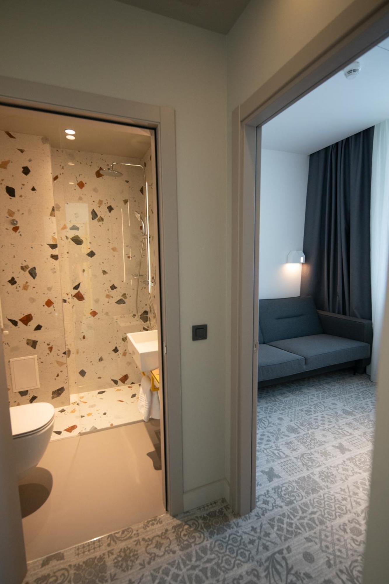 Отель Ibis Styles Sibiu Arsenal Экстерьер фото
